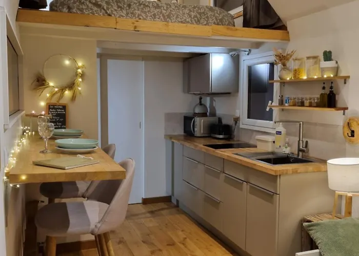شقة Tiny House Les Nuits Du Verger Couëron